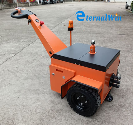 Tracteur routier en acier avec une force de traction nominale de 7000N, vitesse de déplacement de 2 à 3 km/h, adapté à l'industrie.